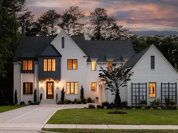 1609 Ridge Rd, Raleigh, NC 27607