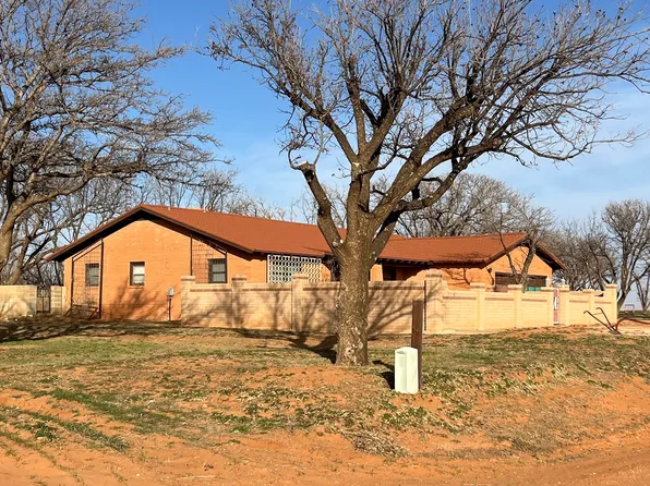 1116 County Road J, Lamesa, TX 79331