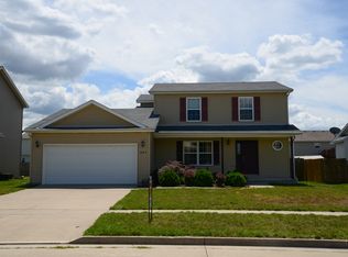 1825 Saltonstall Dr, Normal, IL 61761