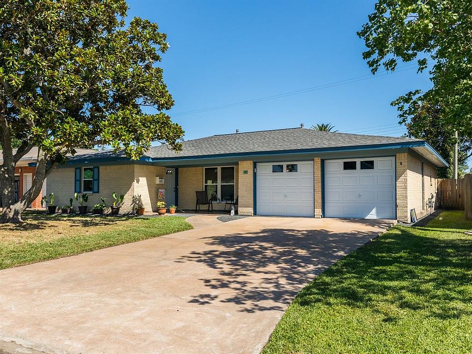 1st image of 5521 Teakwood Dr