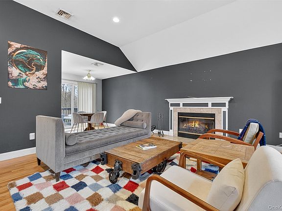 4th image of 57 Dogwood Lane