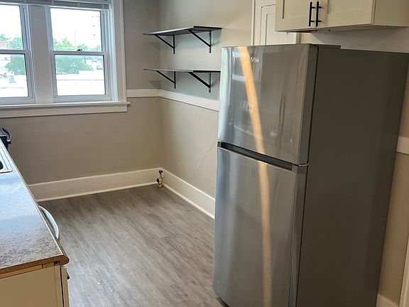 3rd image of 2173 S Big Bend Blvd #2N