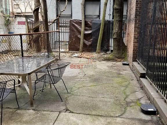 3rd image of 317 W 22nd St APT 1D