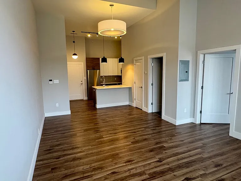 415 Debaliviere Ave — Photo 46