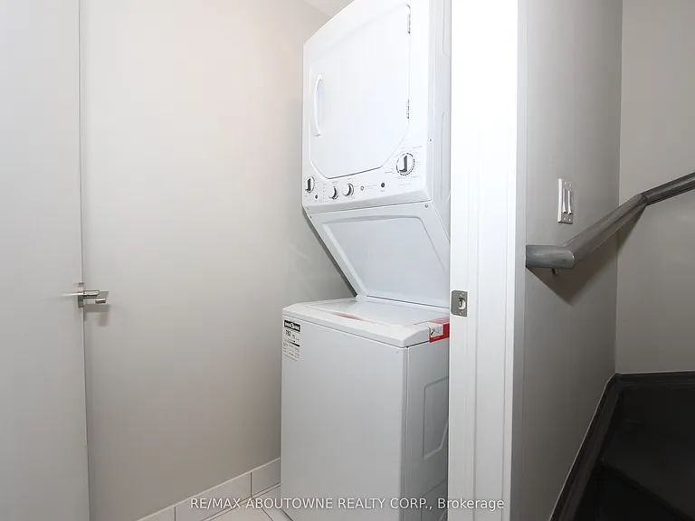 280 Bleecker St — Photo 9