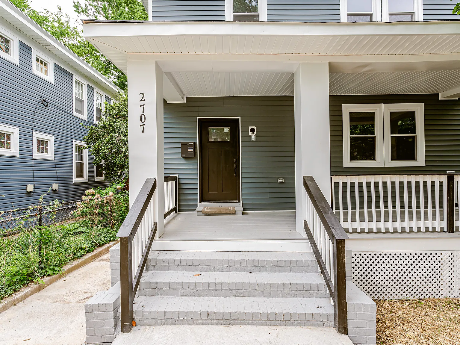 3 bed, 2.5 bath, 1804 sqft, $2,500 — Photo 2