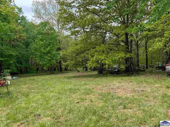 7255 S 3rd St, Hillsdale, IN 47854