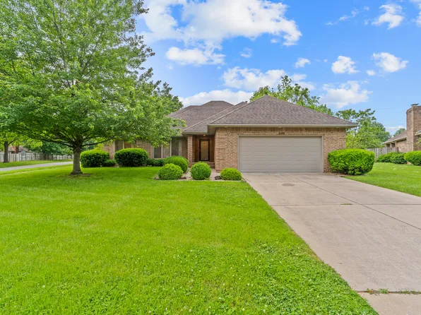 2140 E Cherryvale Street, Springfield, MO 65804