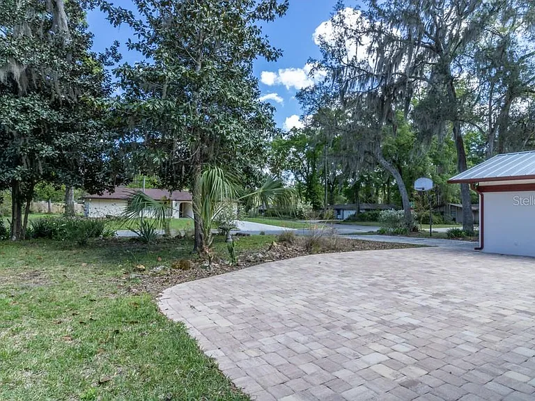 3426 NW 40th St — Photo 54