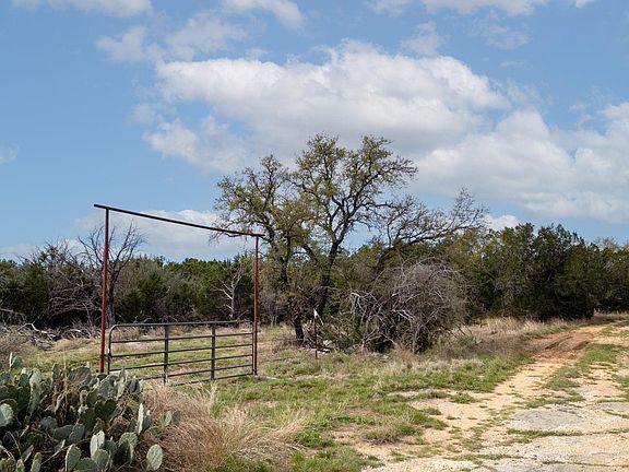 2nd image of 2005 Park Rd