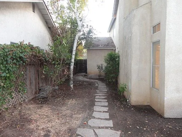 2276 E Trenton Ave — Photo 17