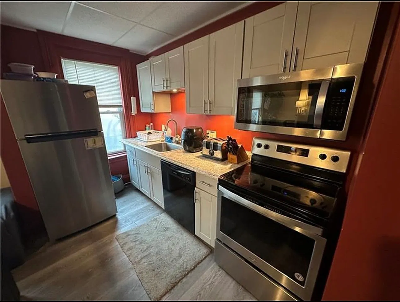 6 bed, $4,200 — Photo 3