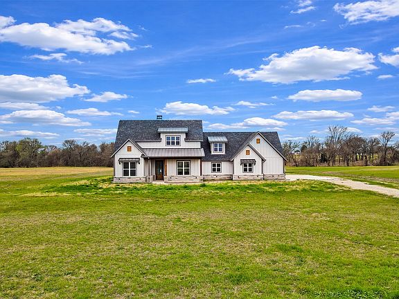2nd image of 2667 Vz County Road 3820