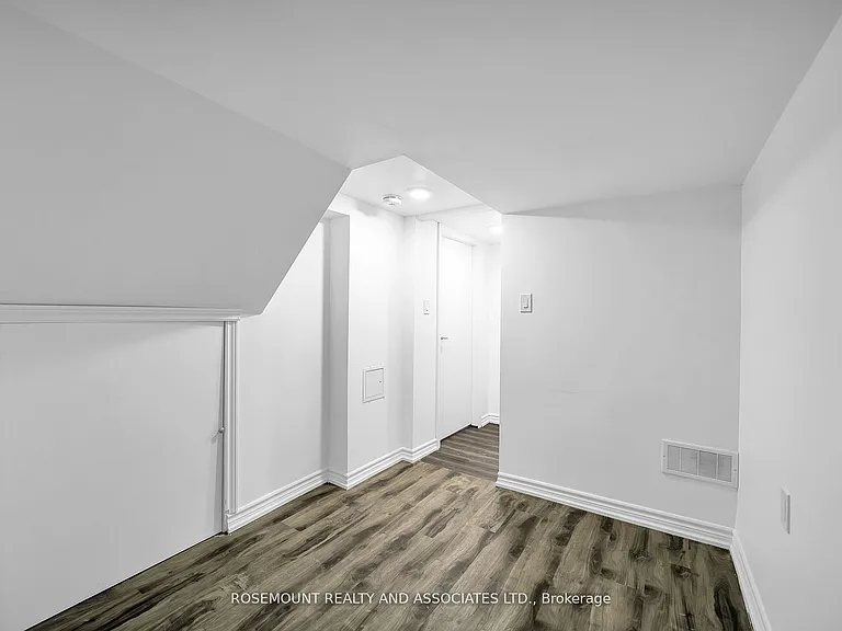 50 Seneca Ave #BASEMENT — Photo 4