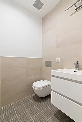 Rented by Compass | media 14