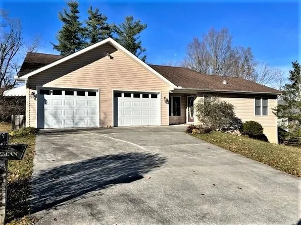 550 Meadows Rd, Sparta, TN 38583