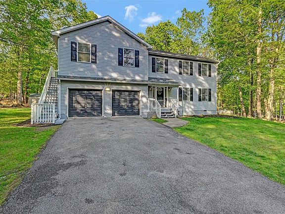 2nd image of 531 Chancellor Rd