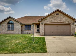 516 Leah Way, Greenwood, IN 46142