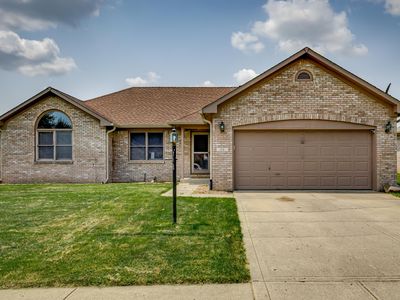 516 Leah Way, Greenwood, IN, 46142
