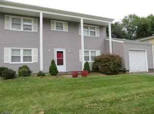 8 Allyson Rd, Flanders, NJ 07836