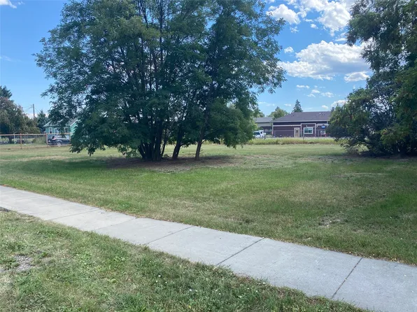 15 & 17 Appleway Dr, Kalispell, MT 59901