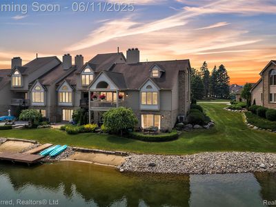 18112 Blue Heron Pointe Dr, Northville, MI, 48168