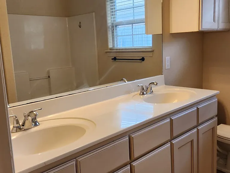 848 Oakwood Ct — Photo 19