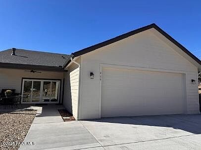 1st image of 620 Prescott Heights Dr