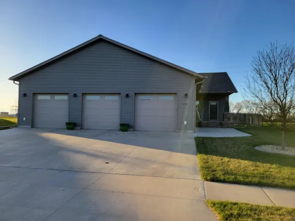 1408 W Summerwood Trl, Dilworth, MN 56529