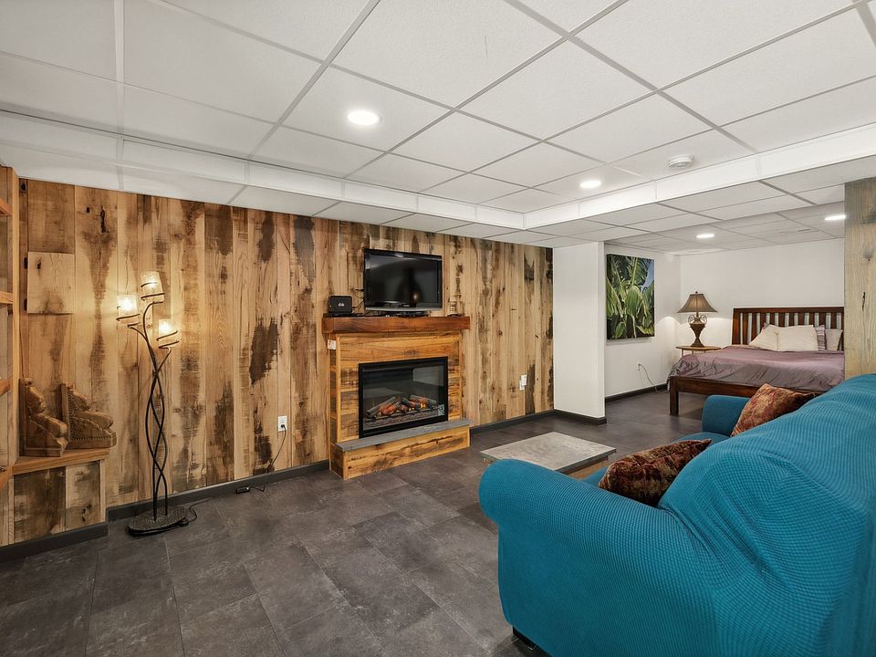 43rd image of 5617A Pinewood Rd