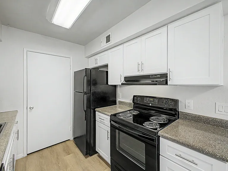 420 N 64th St #113 — Photo 11