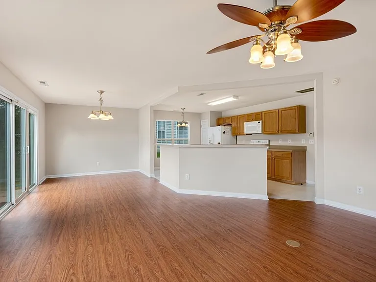 5020 Babbling Brook Dr — Photo 8
