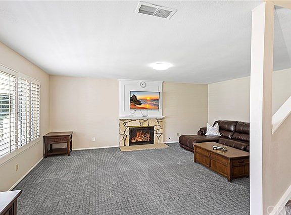 4th image of 5091 Bayonne Cir