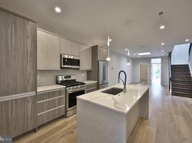 1531 N 7th St, Philadelphia, PA