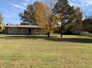 670 Barton Rd, Russellville, AR 72802