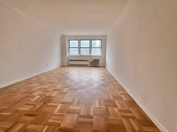 90-59 56th Avenue image 2 of 6