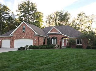 4044 Secluded Ravine Ct, Maumee, OH 43537