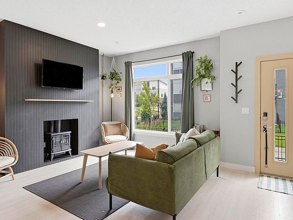 3rd image of 804 Welsh Dr SW #80