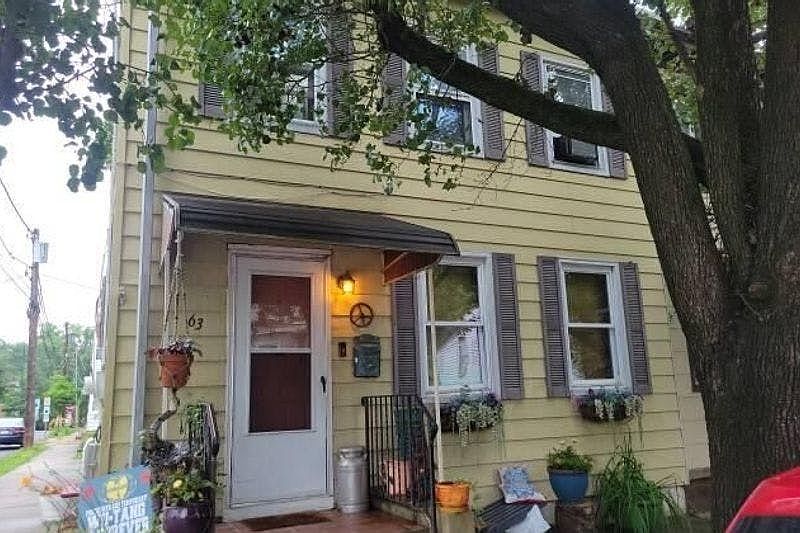 1st image of 63 Mary St