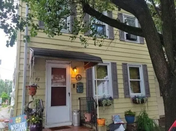 63 Mary St, Bordentown, NJ 08505