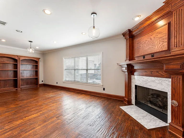 4110 McKinney Ave #2 — Photo 2