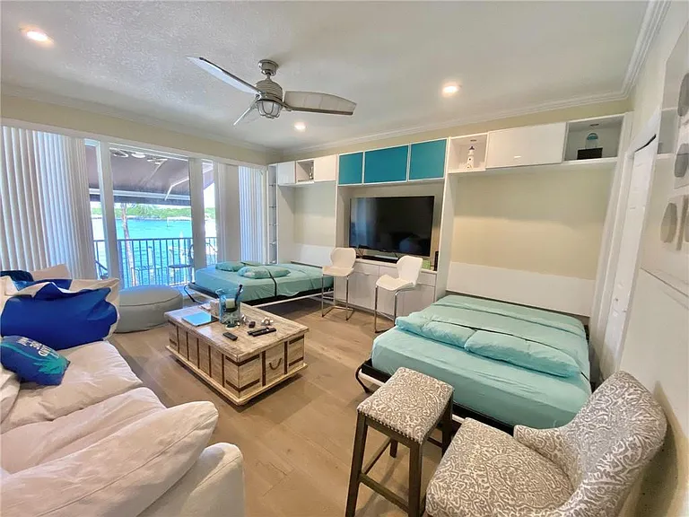 4230 N Ocean Dr — Photo 12
