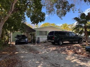 110 E Ridge Rd, Plantation Key, FL 33036
