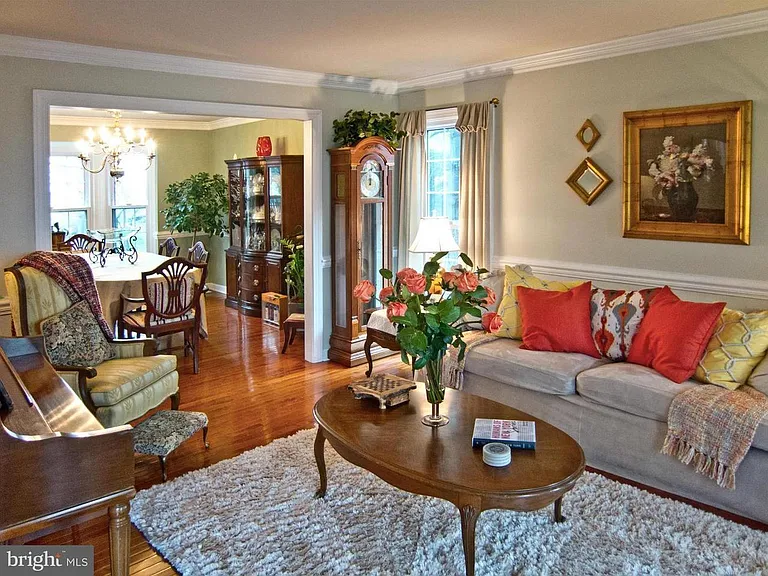 2657 Meadow Hall Dr — Photo 10