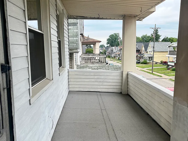 2206 W 105th St — Photo 10