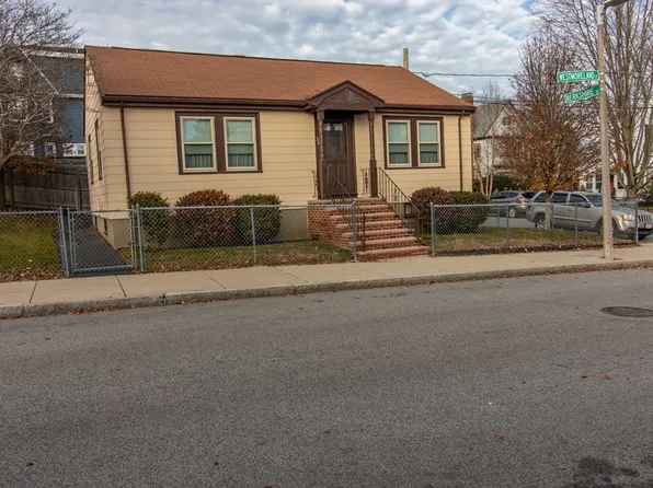 33 Westmoreland St, Dorchester, MA 02124