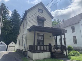 12 S Chase St, Johnstown, NY 12095