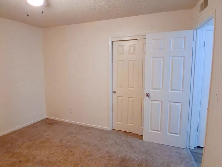 4845 E. Lane Ave. — Photo 4