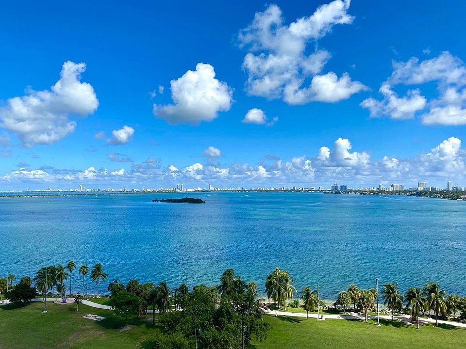 1st image of 1800 N Bayshore Dr APT 1207