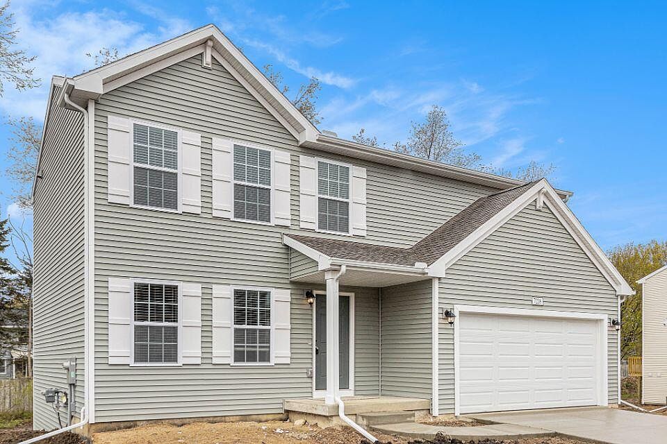 1st image of 572 N Cygnet Lake Dr